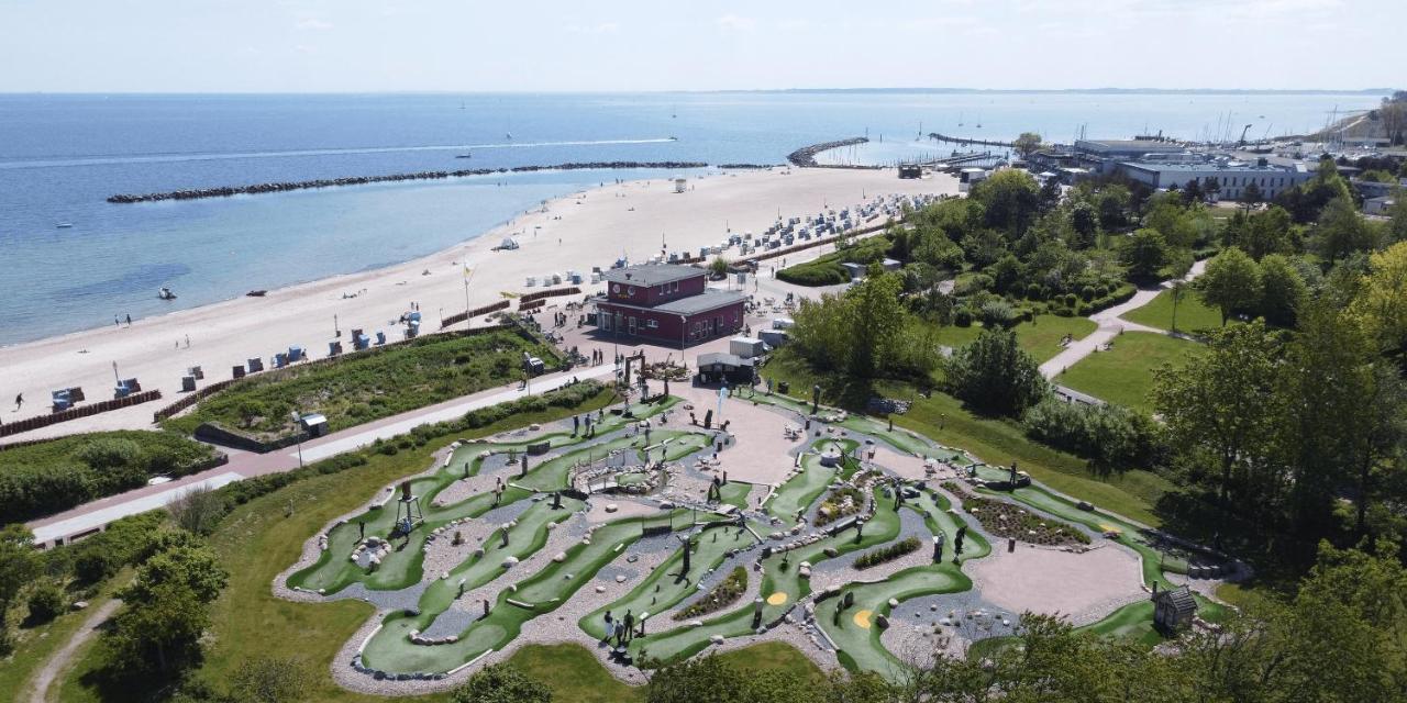 Ostseehotel Midgard Im Dampland Exterior foto